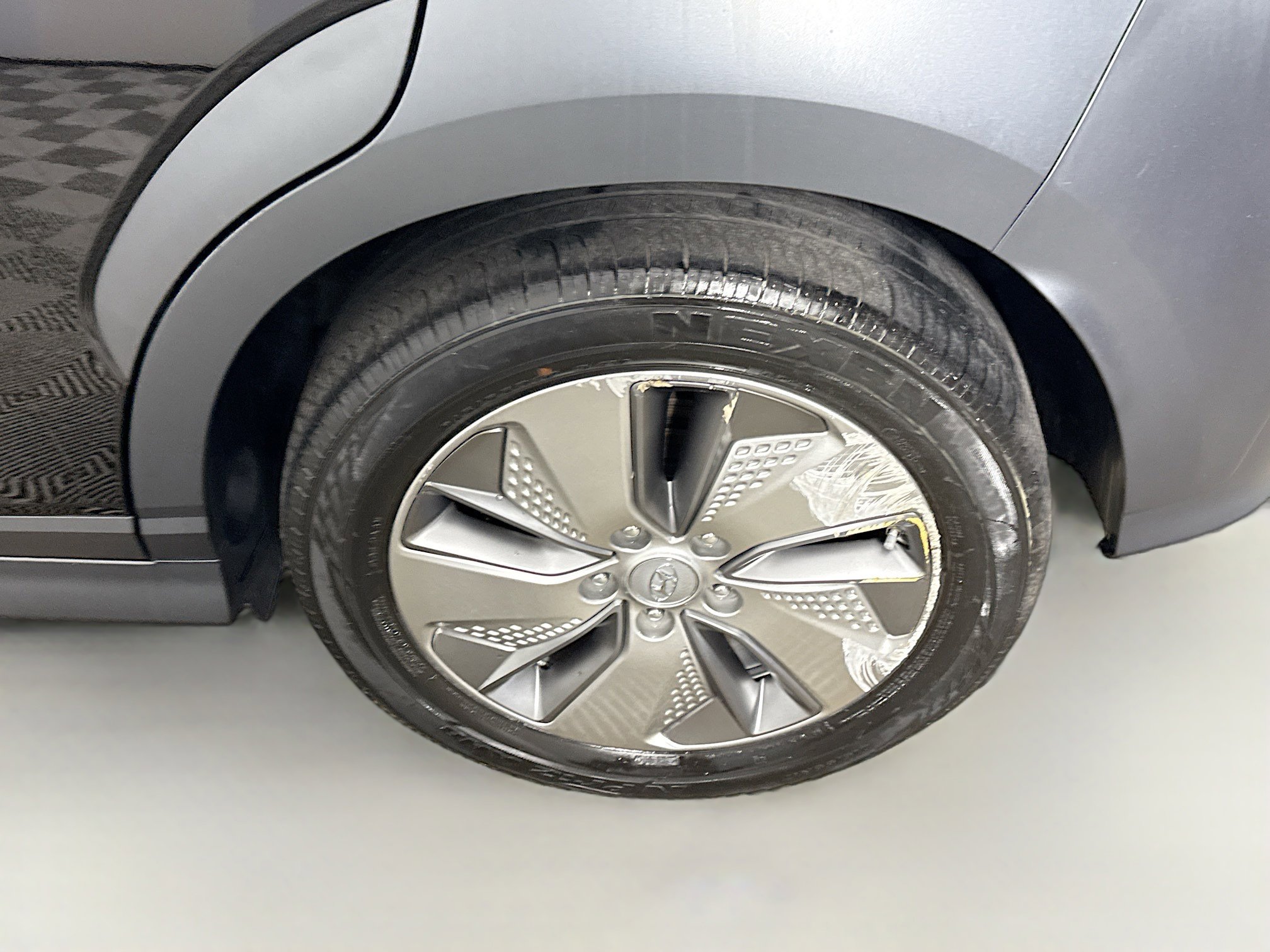 Used 2021 Hyundai Kona Limited w/ Cargo Package image 37