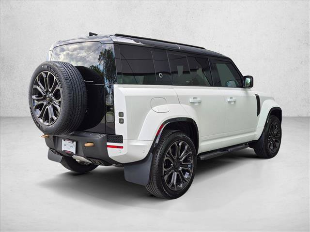 New 2026 Land Rover Defender 110 OCTA AWD/4WD video 2