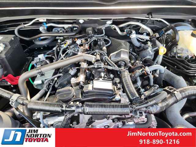 Used 2024 Toyota Tacoma TRD Off-Road image 31