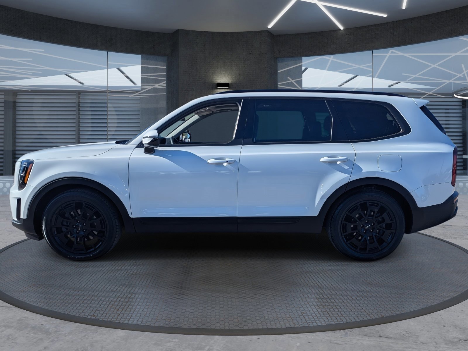 Used 2022 Kia Telluride SX w/ SX Prestige Package image 3