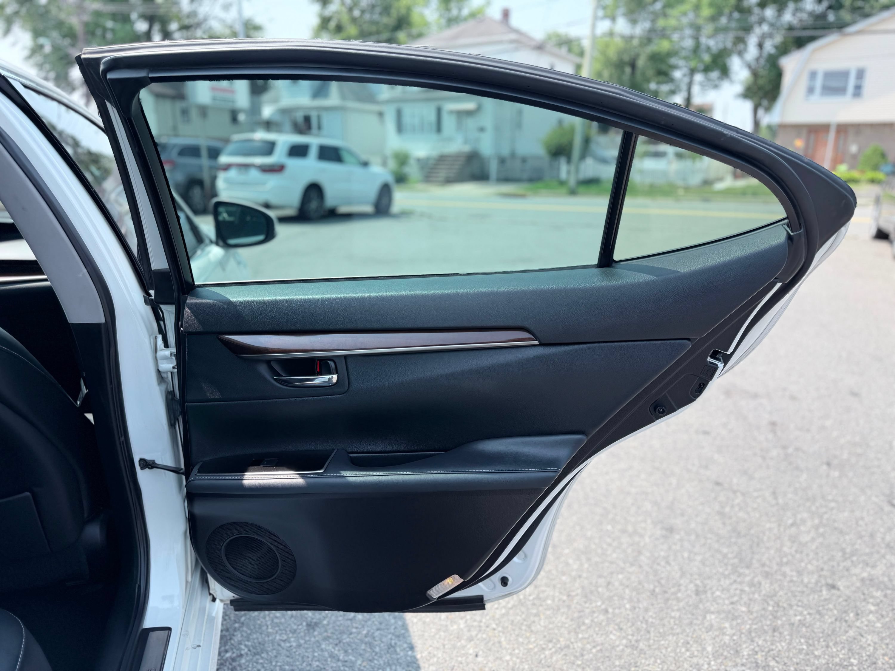 Used 2018 Lexus ES 350 w/ Premier Package FWD image 19