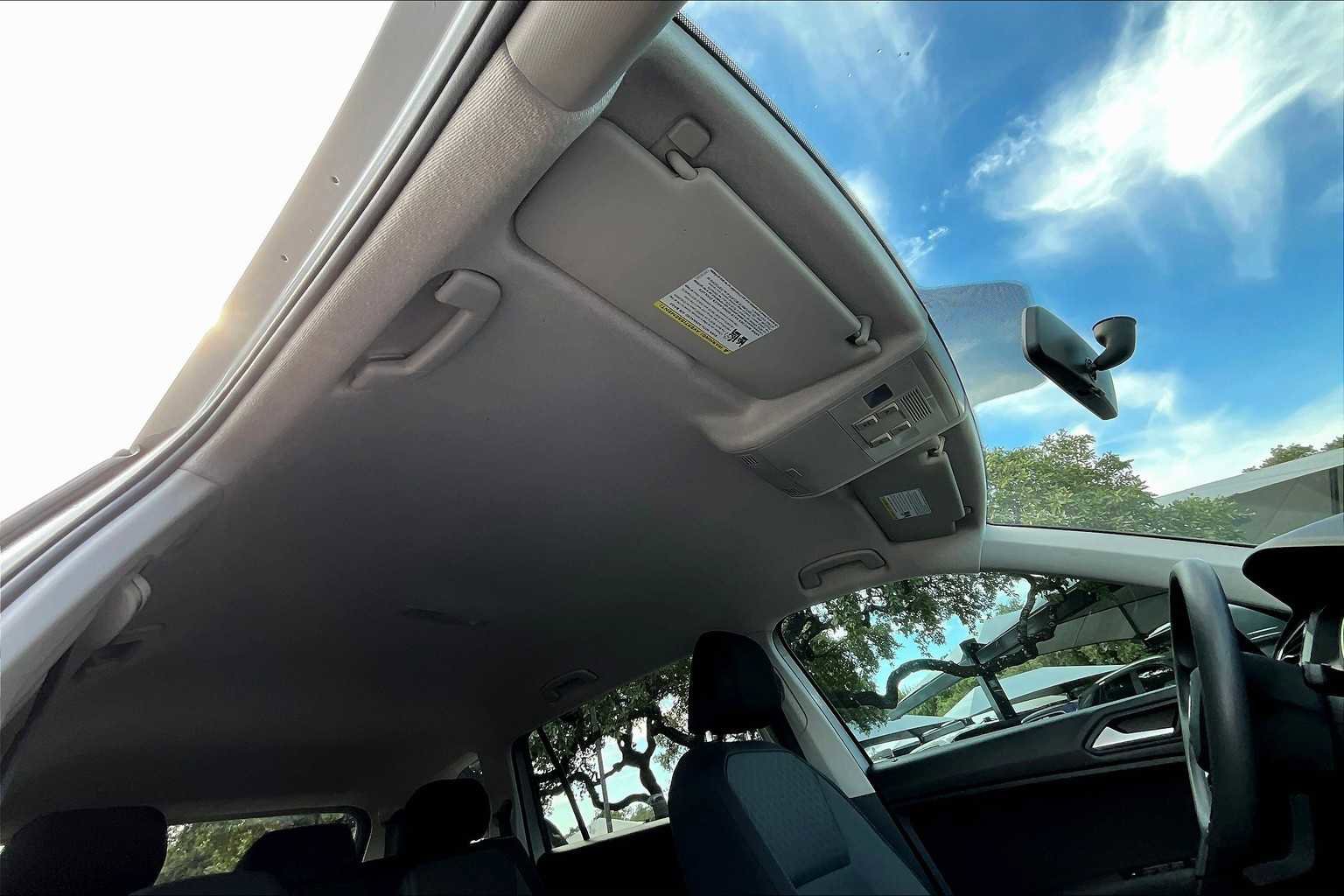 Used 2019 Volkswagen Tiguan S w/ Driver Assistance Package image 13