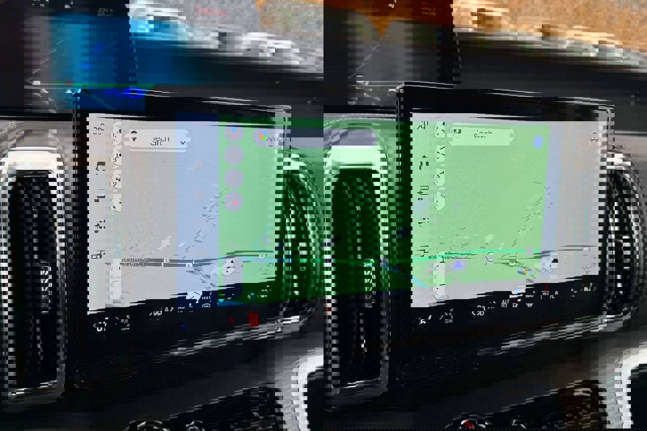 Used 2025 Ford Expedition Max Platinum image 36