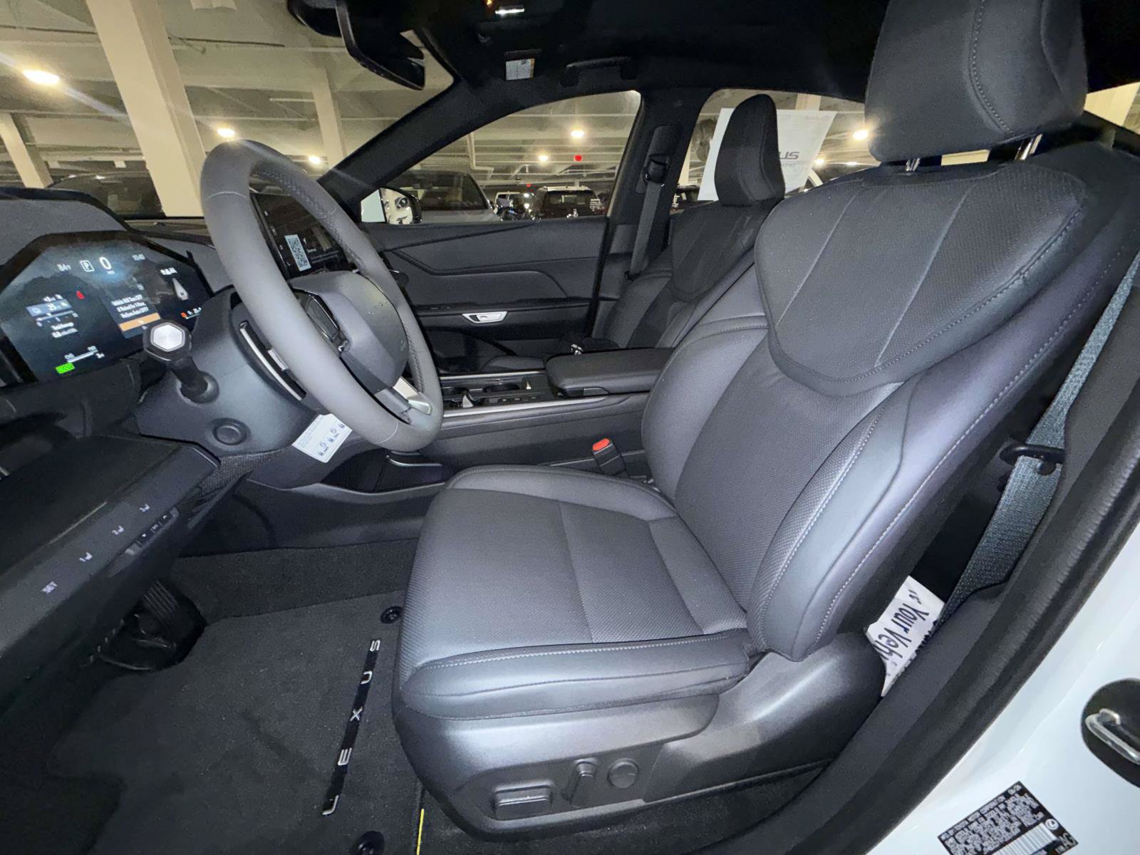 New 2026 Lexus ES 500e AWD/4WD image 2