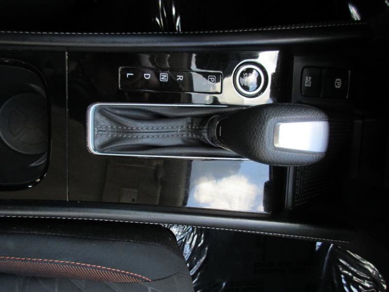 Used 2023 Nissan Kicks SR w/ Interior Electronics Package image 18