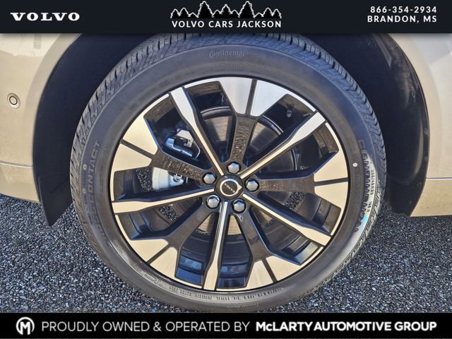 New 2026 Volvo XC60 B5 Plus w/ Protection Package Premier image 25