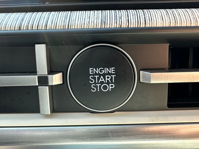 Used 2025 Hyundai Santa Fe Calligraphy image 39