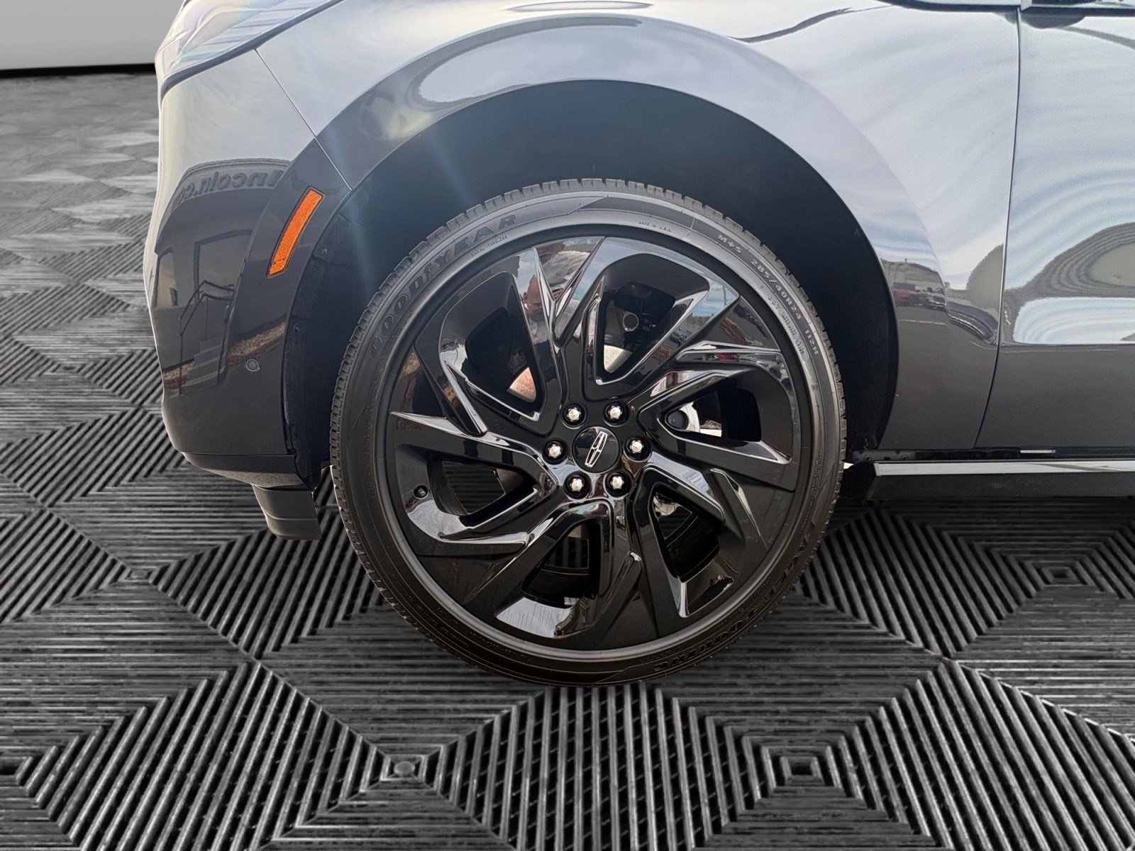 Certified 2025 Lincoln Navigator L Black Label image 14