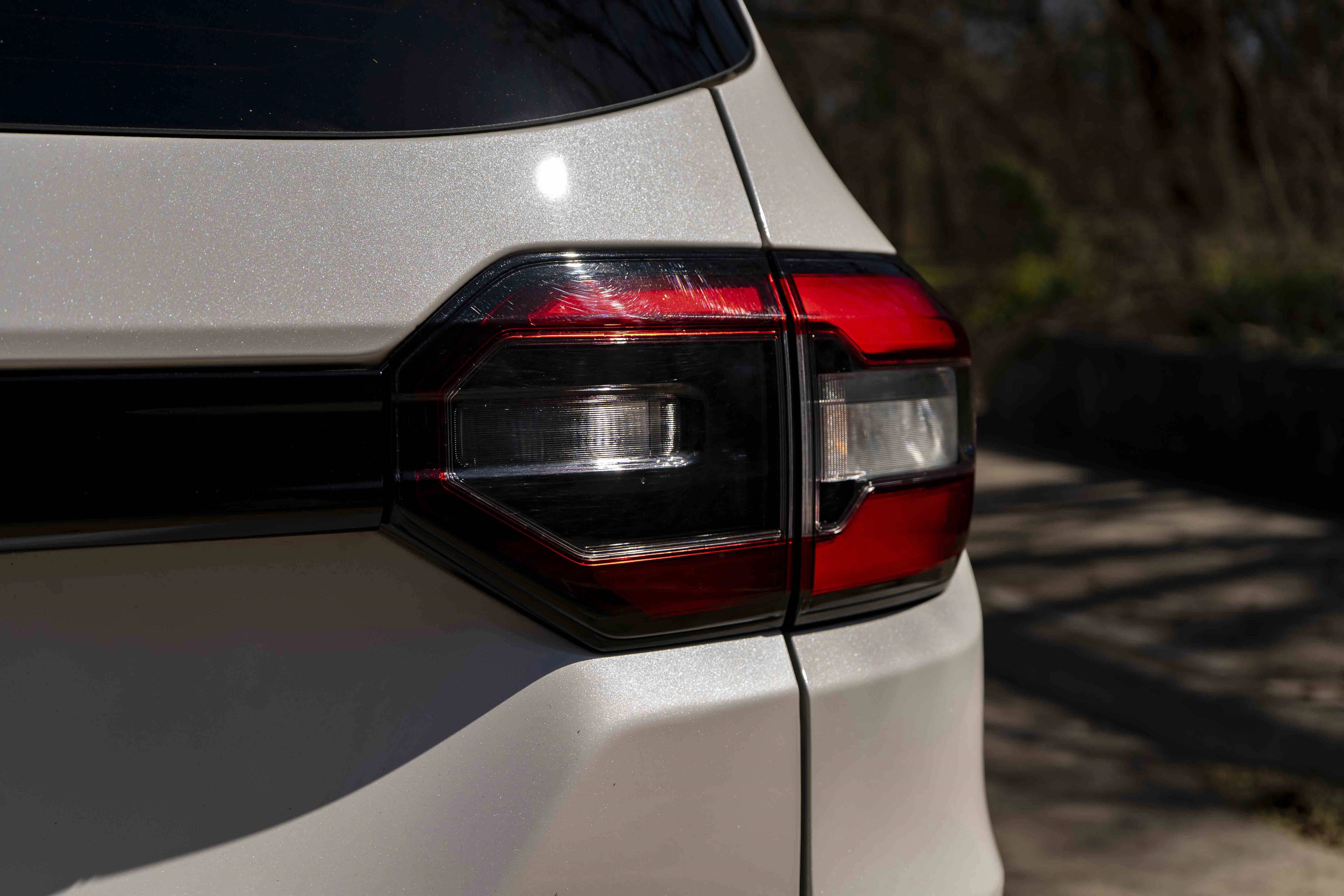 Used 2025 Honda Pilot EX-L image 12