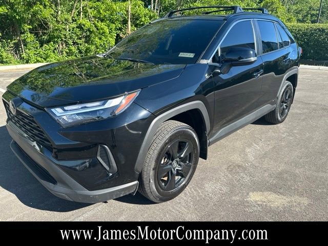 Used 2025 Toyota RAV4 XLE w/ Convenience Package AWD/4WD image 1