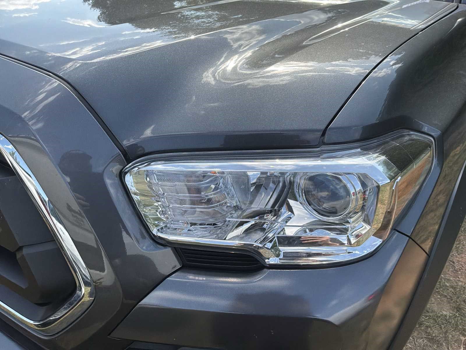 Used 2023 Toyota Tacoma SR5 RWD image 45