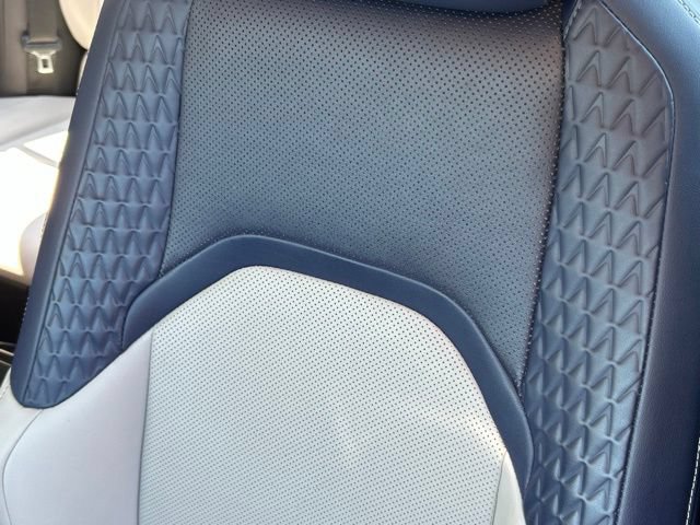 Used 2020 Lexus UX 250h w/ Premium Package AWD/4WD image 66
