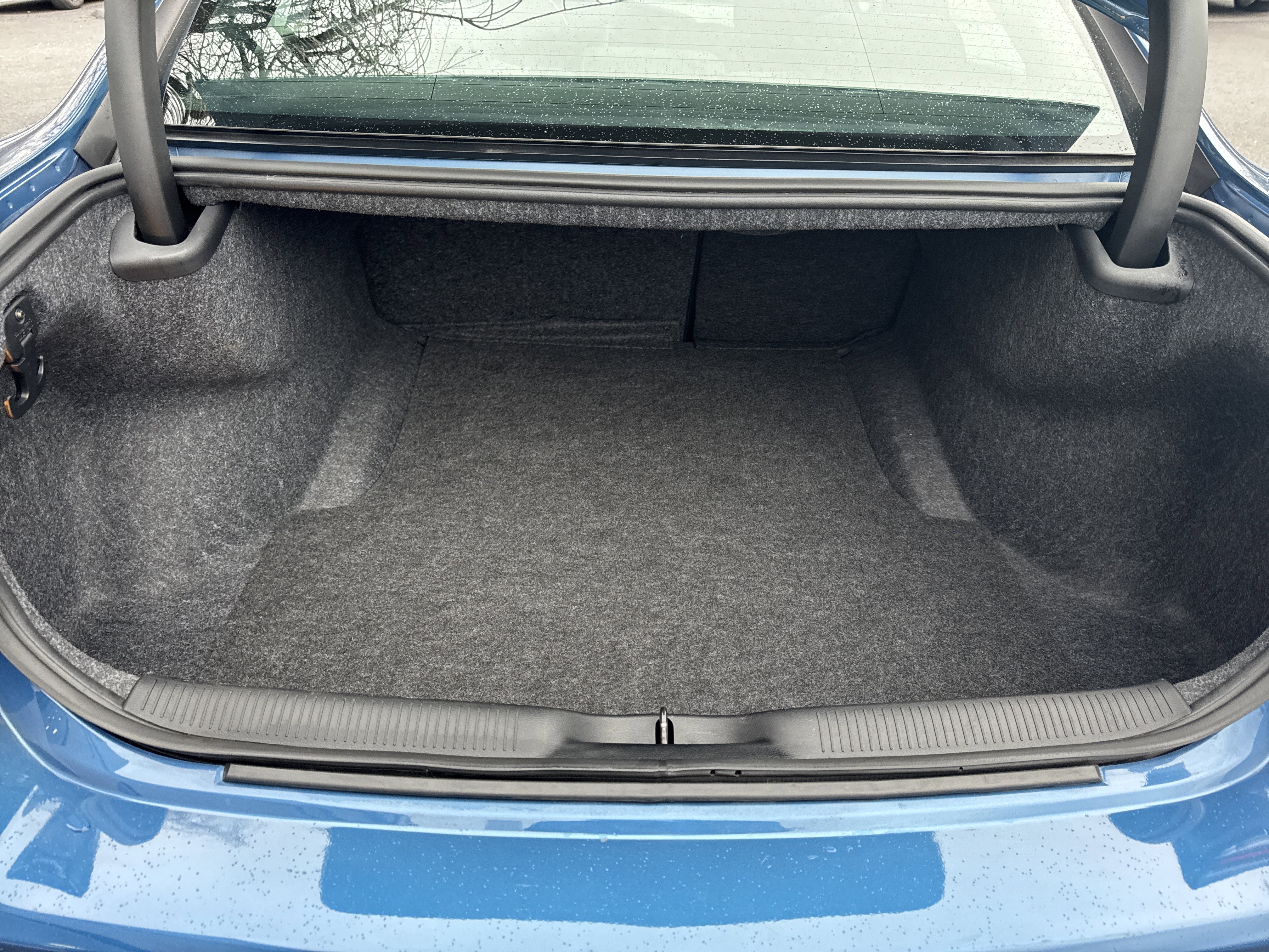 Used 2023 Dodge Charger SXT w/ Blacktop Package image 5