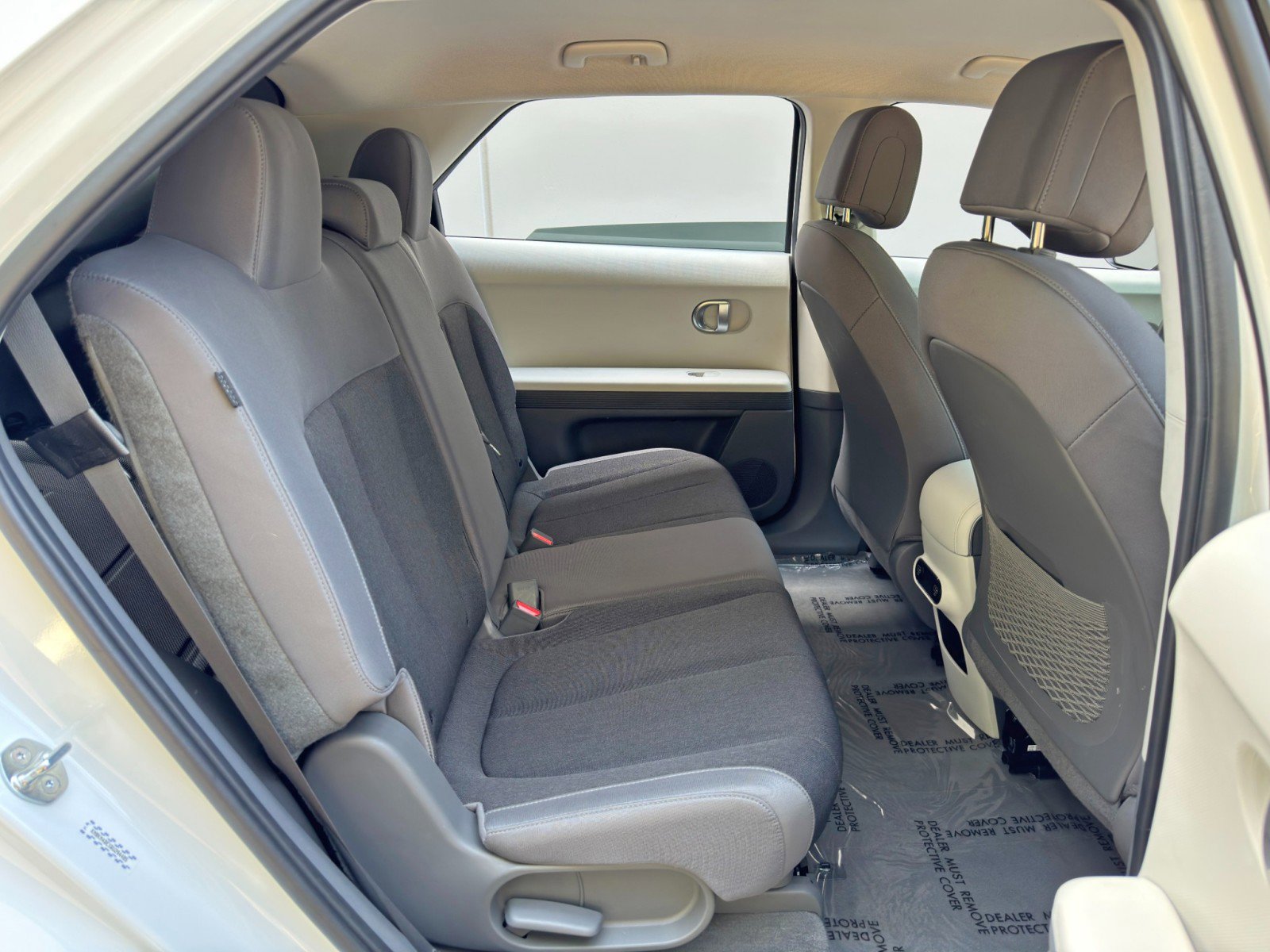 Used 2024 Hyundai Ioniq 5 SE RWD image 35