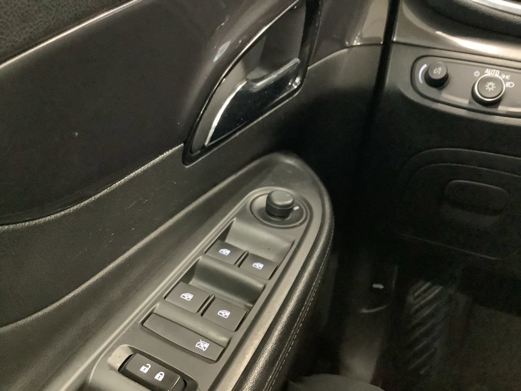 Used 2019 Buick Encore Preferred FWD image 20