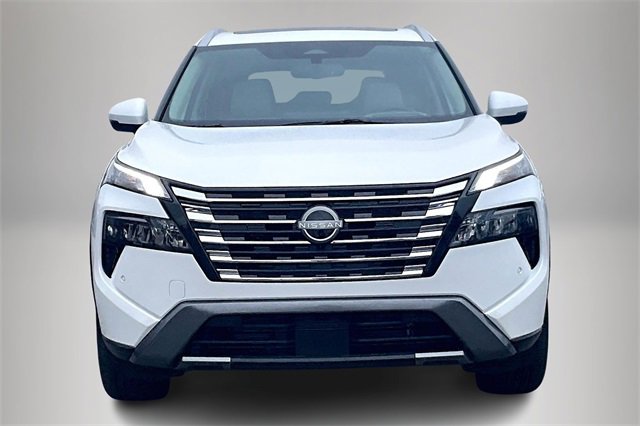 Certified 2025 Nissan Rogue SL w/ SL Premium Package image 3