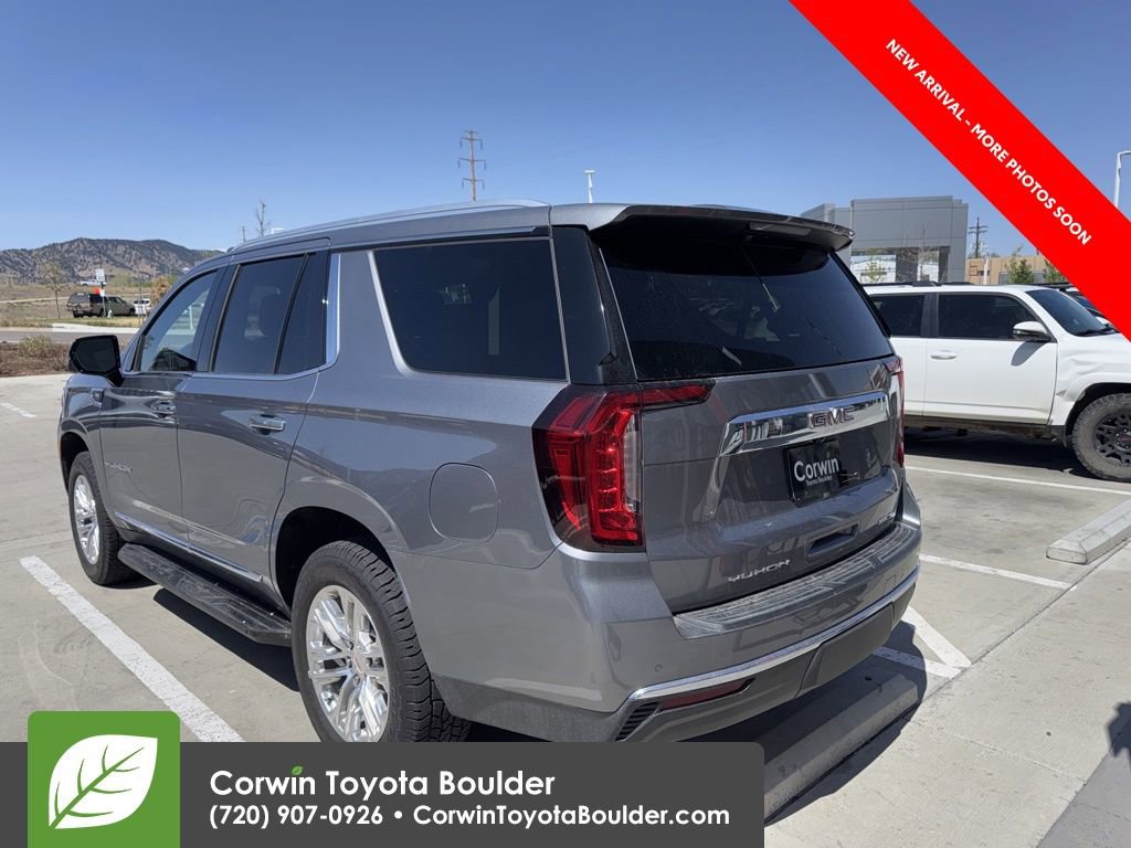 Used 2021 GMC Yukon SLT w/ SLT Premium Package image 5