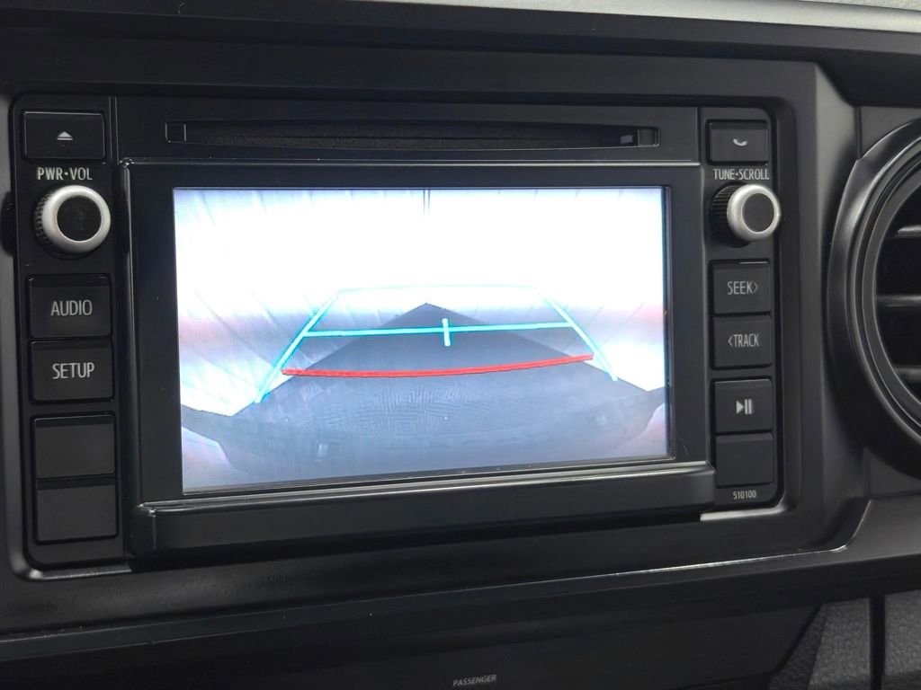 Used 2016 Toyota Tacoma SR image 7