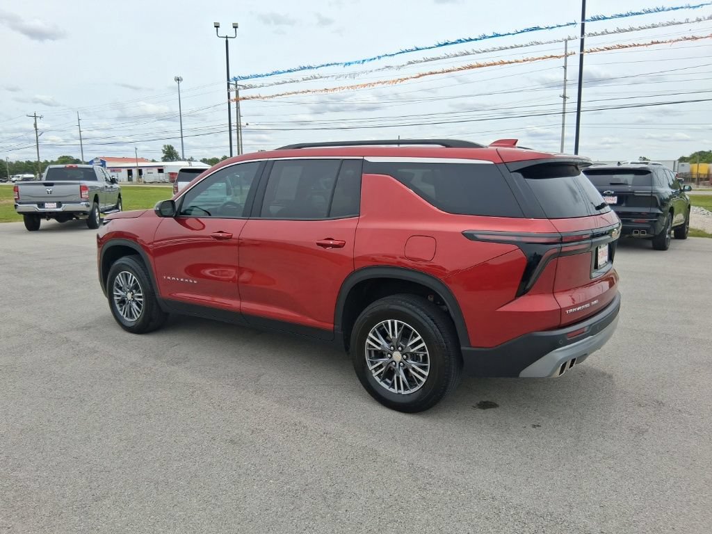 Used 2024 Chevrolet Traverse LT AWD/4WD image 10