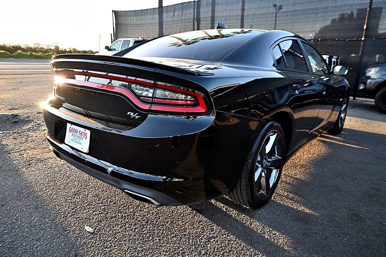 Used 2017 Dodge Charger R/T image 7