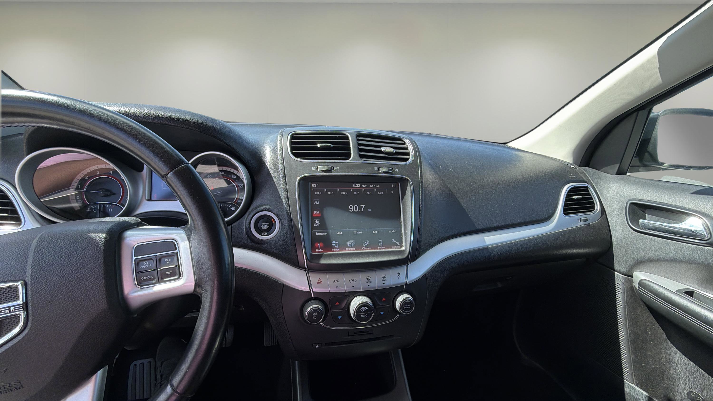 Used 2019 Dodge Journey SE FWD image 16