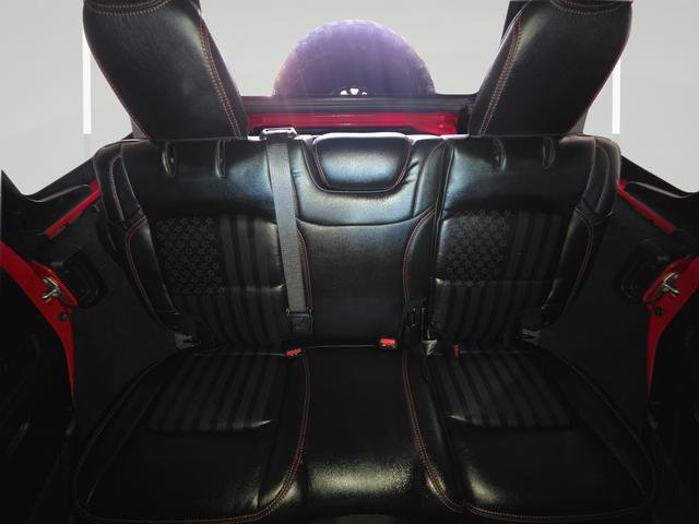 Used 2024 Jeep Wrangler Unlimited Rubicon w/ Technology Group image 27