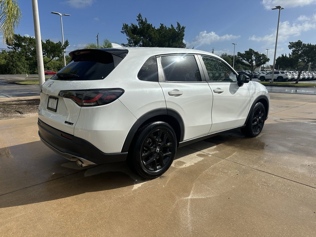 Certified 2023 Honda HR-V Sport image 4