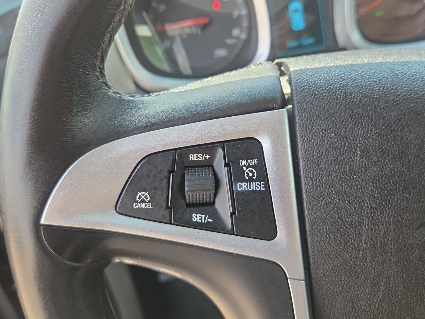 Used 2017 Chevrolet Equinox LT w/ Convenience Package FWD image 24