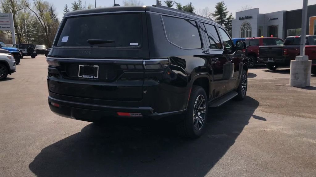 New 2026 Jeep Grand Wagoneer L 4WD image 7