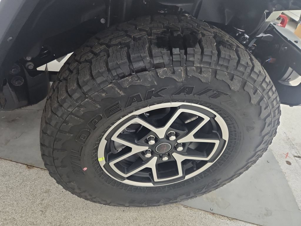 New 2026 Jeep Gladiator Rubicon AWD/4WD image 34