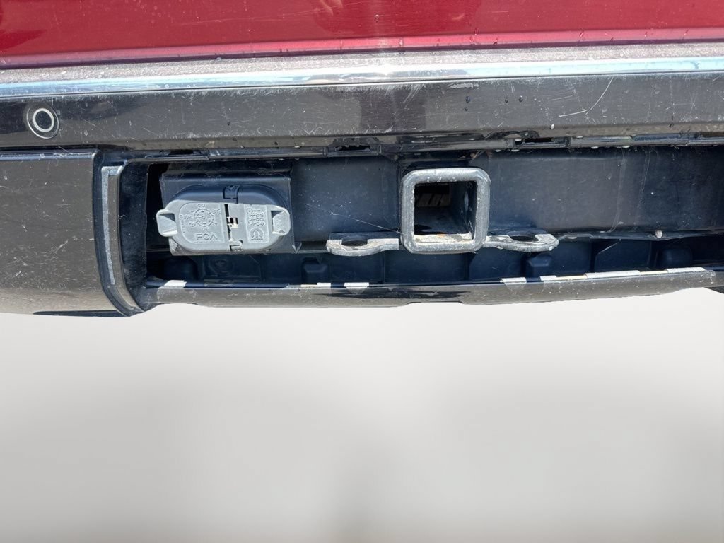 Used 2023 Jeep Wagoneer L Series II AWD/4WD image 13