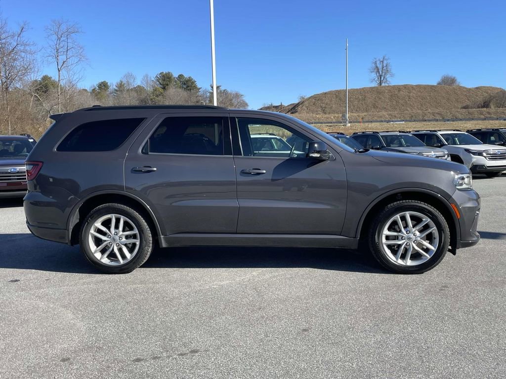 Used 2024 Dodge Durango GT image 29