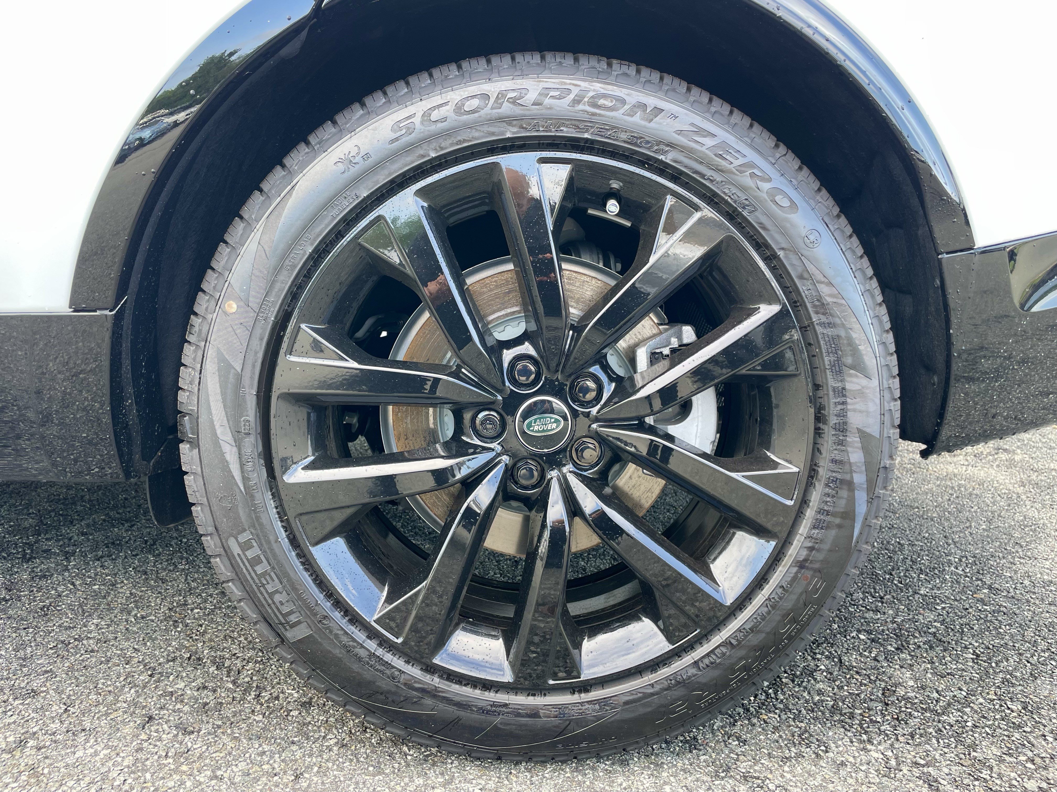 New 2026 Land Rover Discovery Dynamic SE AWD/4WD image 10