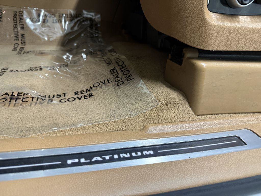 Used 2016 Cadillac Escalade ESV Platinum image 9