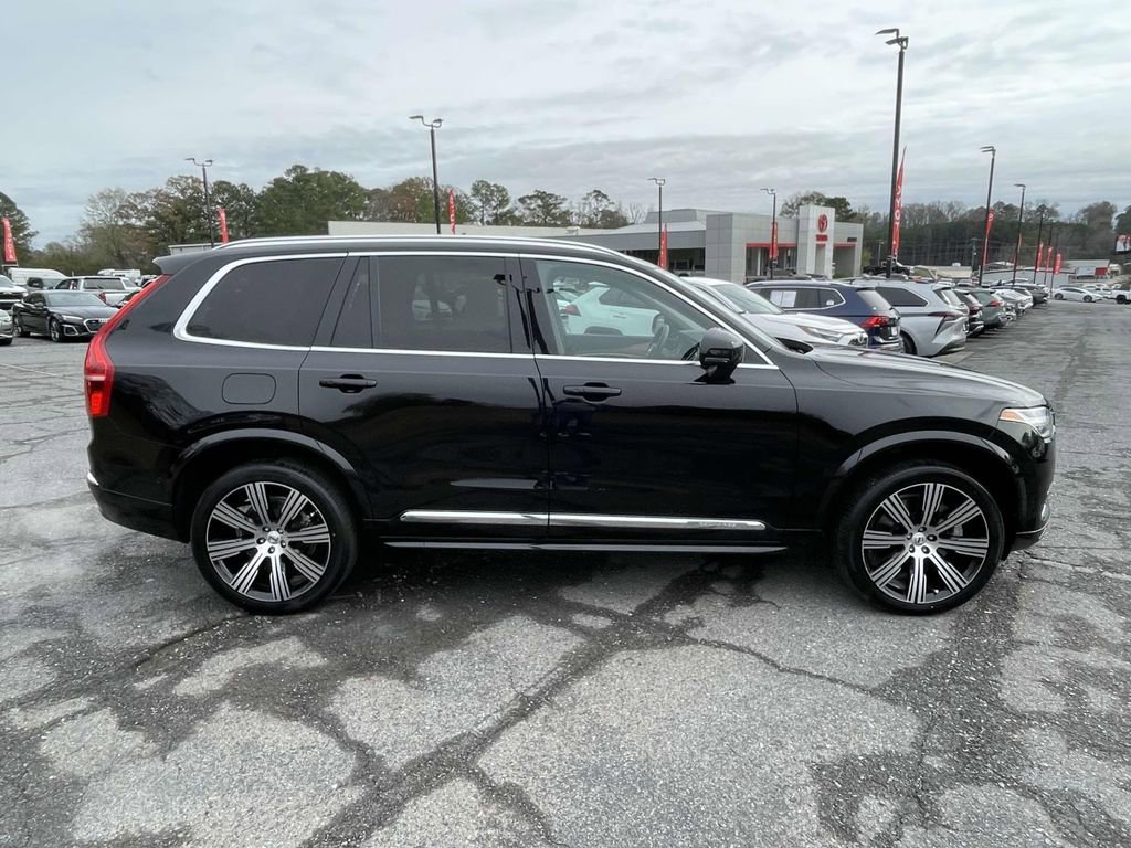 Used 2023 Volvo XC90 T8 Plus image 2
