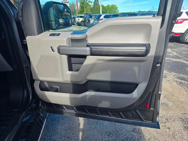 Used 2016 Ford F150 XLT w/ Equipment Group 301A Mid AWD/4WD image 16