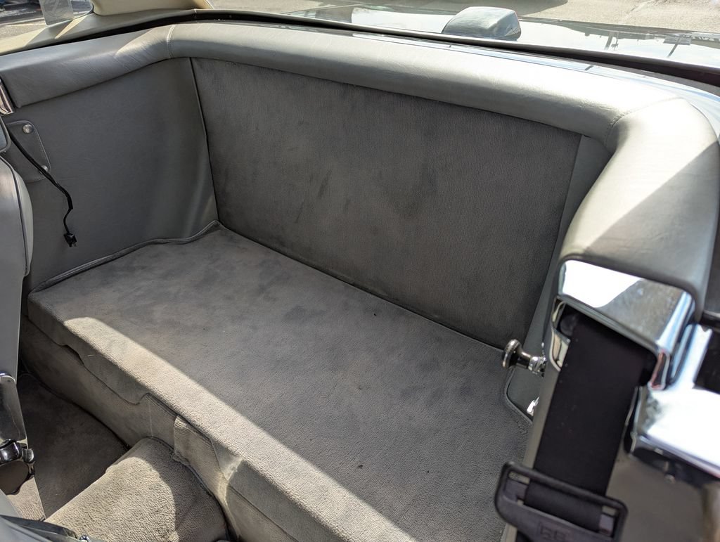 Used 1987 Mercedes-Benz 560 SL image 38