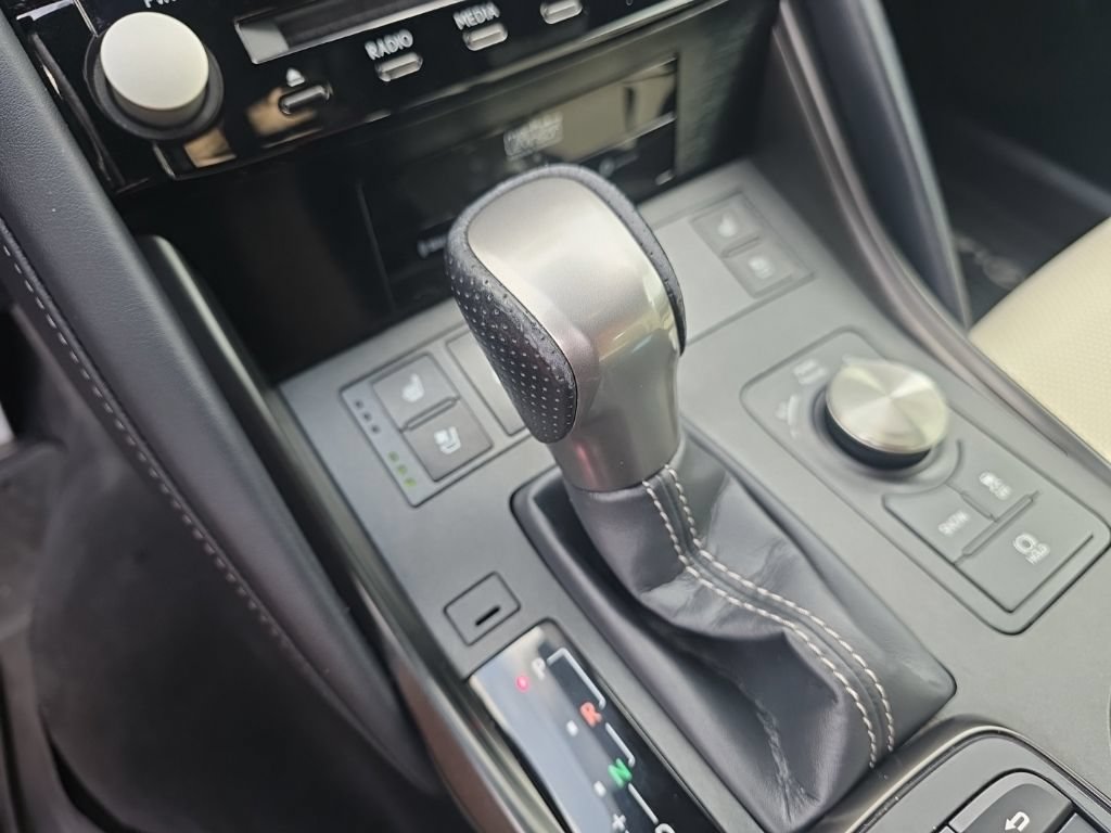 Used 2022 Lexus IS 350 F Sport AWD/4WD image 24