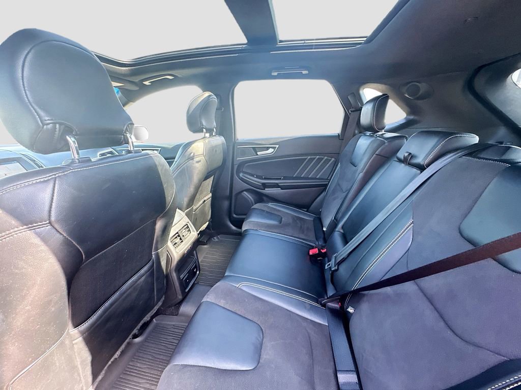 Used 2019 Ford Edge ST w/ Equipment Group 401A AWD/4WD image 26