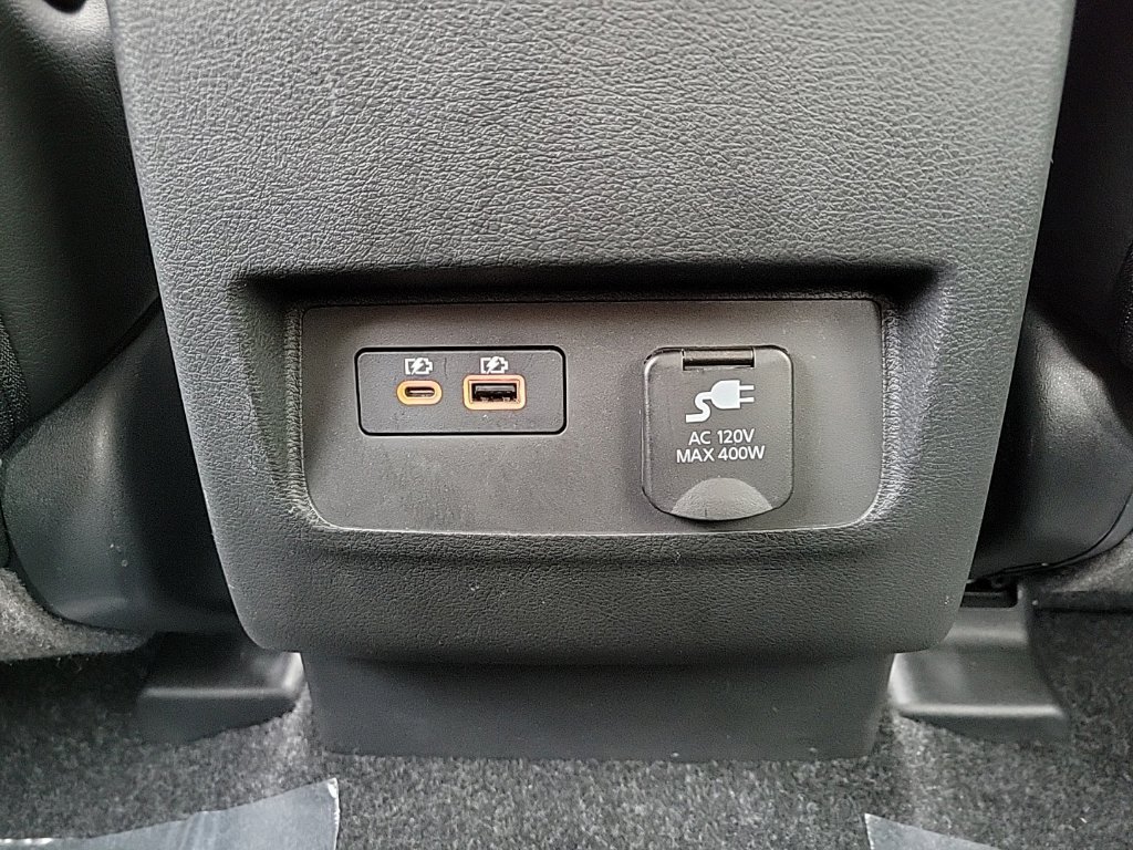Certified 2024 Nissan Frontier SL w/ Technology Package RWD image 18
