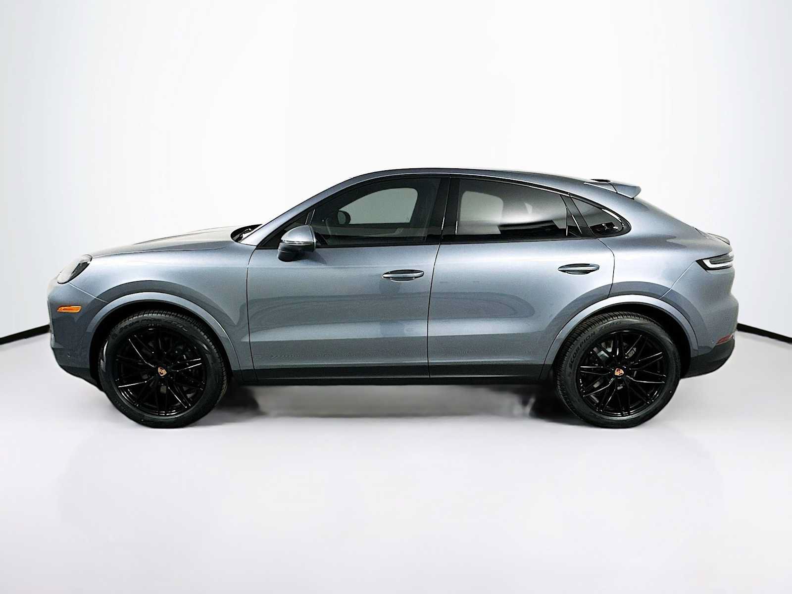 New 2026 Porsche Cayenne Coupe AWD/4WD image 2