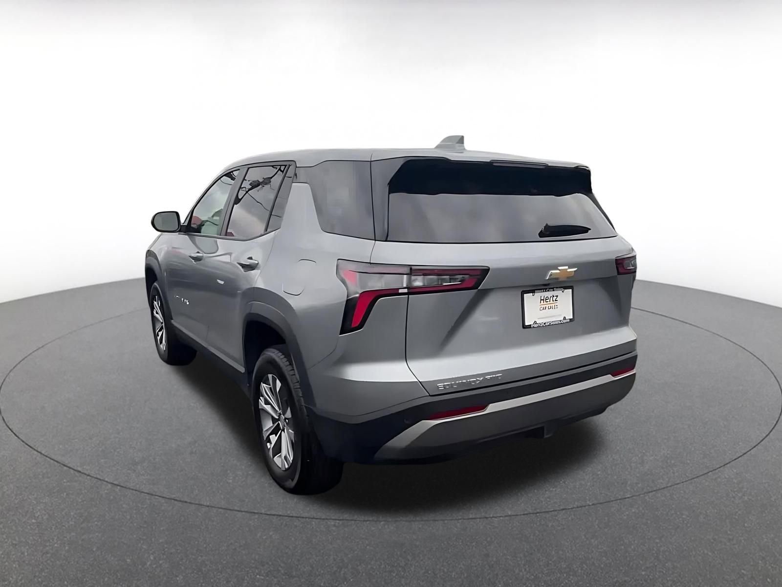 Used 2025 Chevrolet Equinox LT image 11