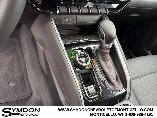 Used 2025 Chevrolet Colorado Z71 w/ Technology Package image 14