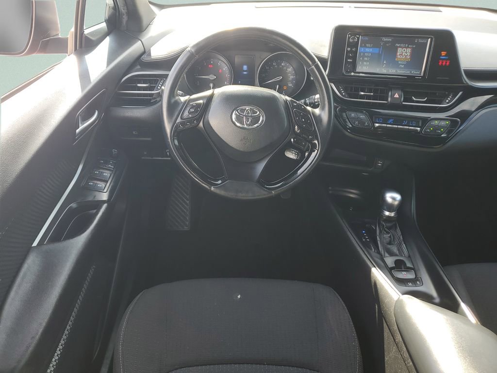 Used 2018 Toyota C-HR XLE image 15