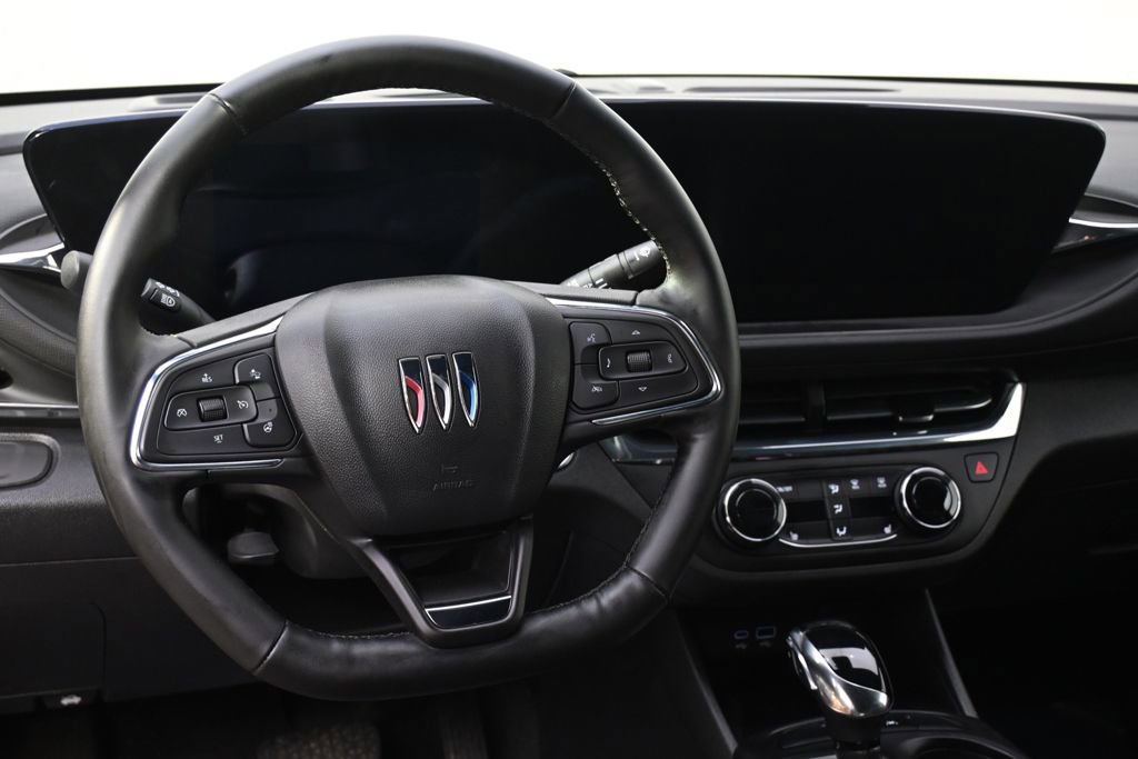 Used 2025 Buick Envista Preferred w/ Convenience I Package FWD image 8