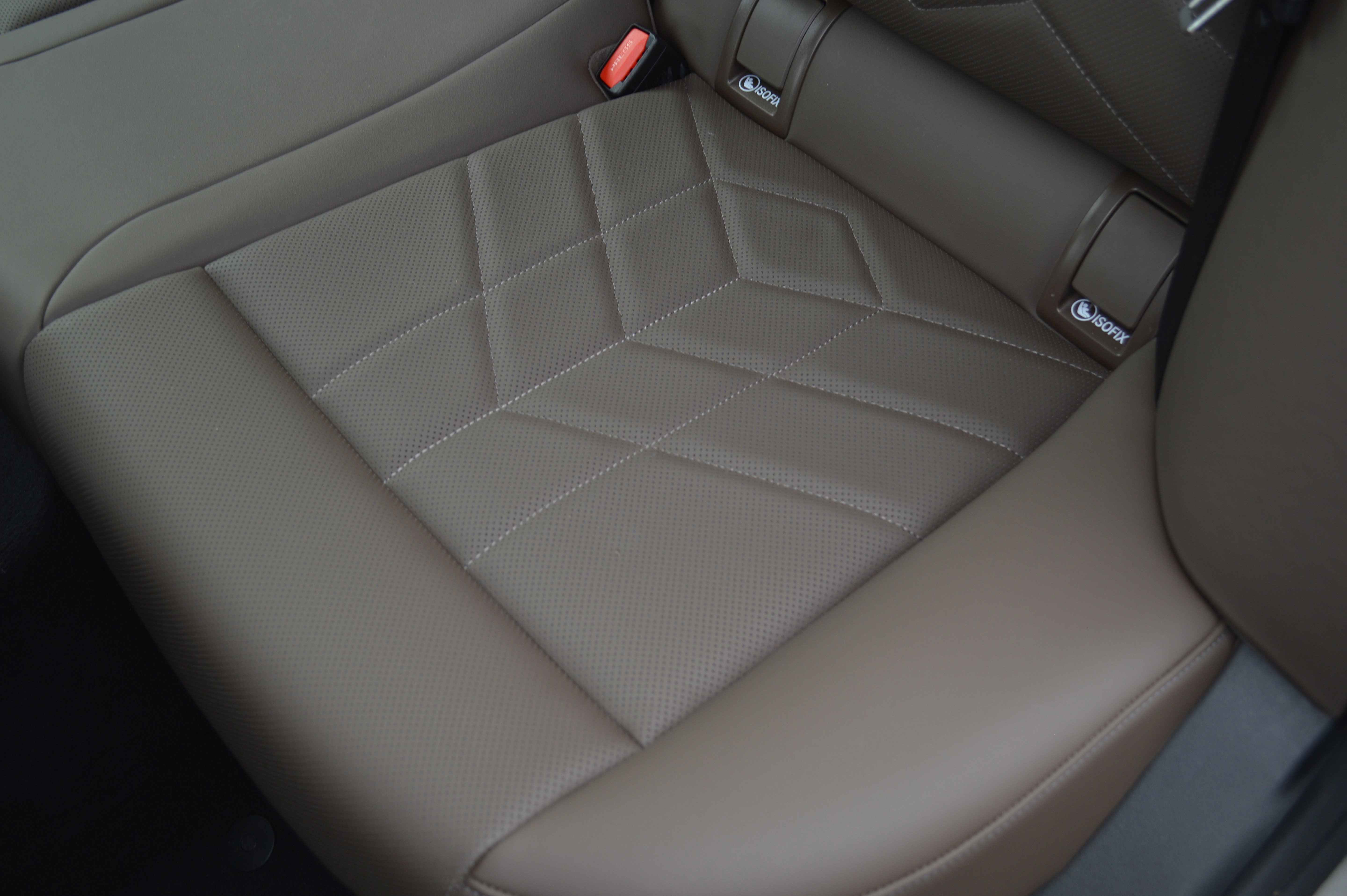 Used 2025 BMW 530i xDrive w/ Premium Package image 30