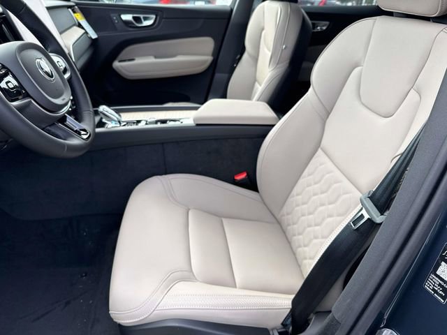 New 2026 Volvo XC60 B5 Plus w/ Climate Package image 19