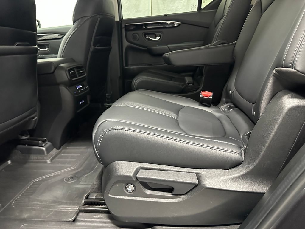 Used 2023 Honda Pilot EX-L image 42