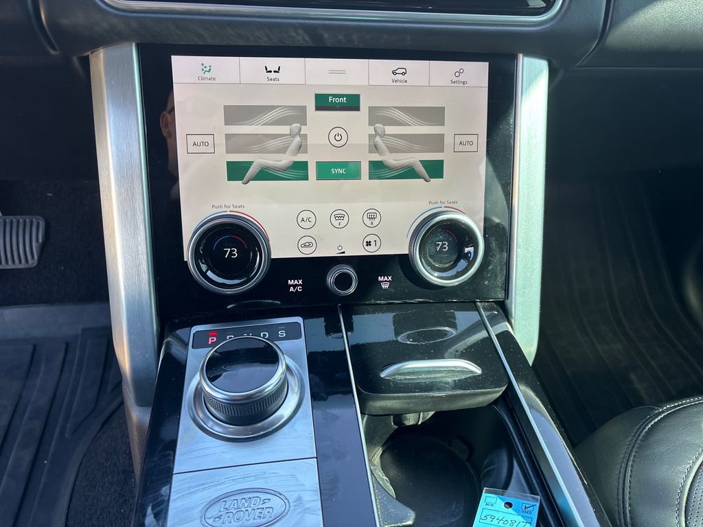 Used 2020 Land Rover Range Rover HSE image 19