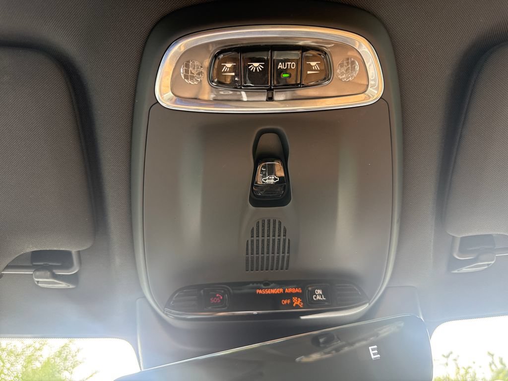 Used 2018 Volvo S90 T5 Momentum w/ Convenience Package FWD image 27